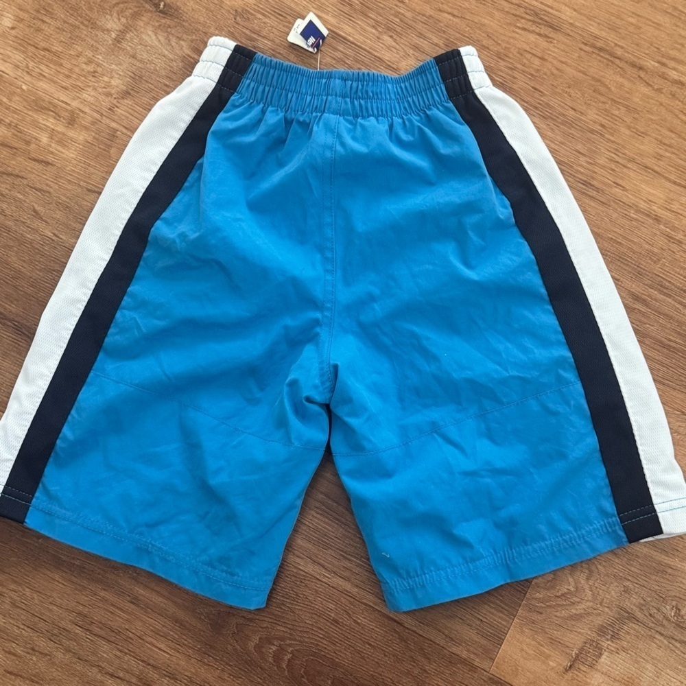 NWT NIKE Boy’s Size 4 Swim Trunks Shorts Blue White Mesh Lined Beach Pool - Picture 3 of 6